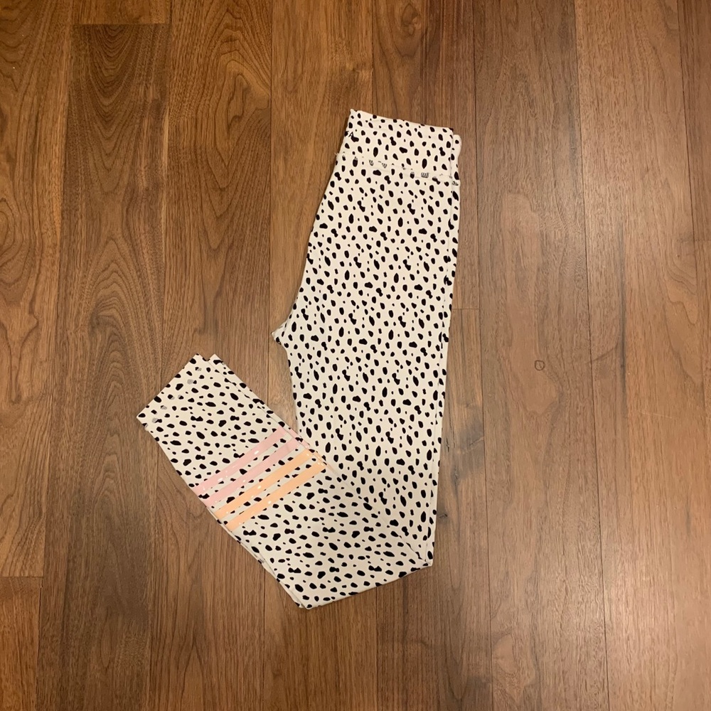 Sarah’s Day x White Fox Active leggings